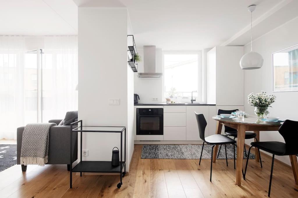 W Apartments Uus-Hollandi With Sauna ทาลลินน์ ภายนอก รูปภาพ